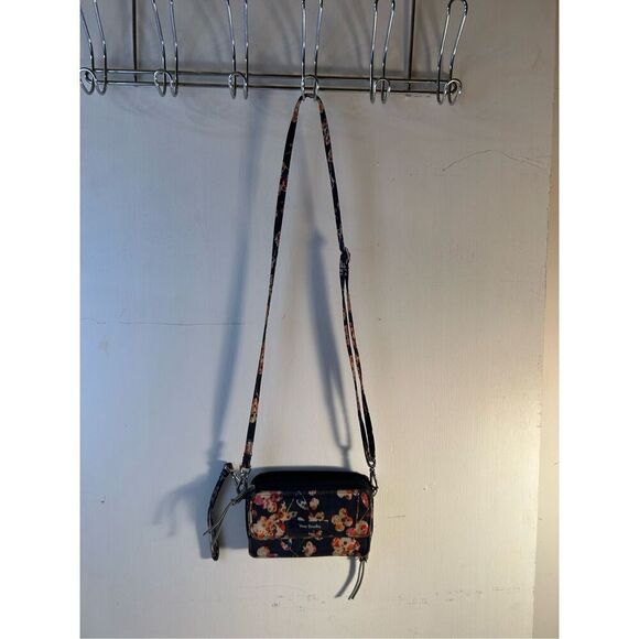 Vera Bradley RDIF anti-theft wallet crossbody black flowers 6"x4" - Picture 2 of 7